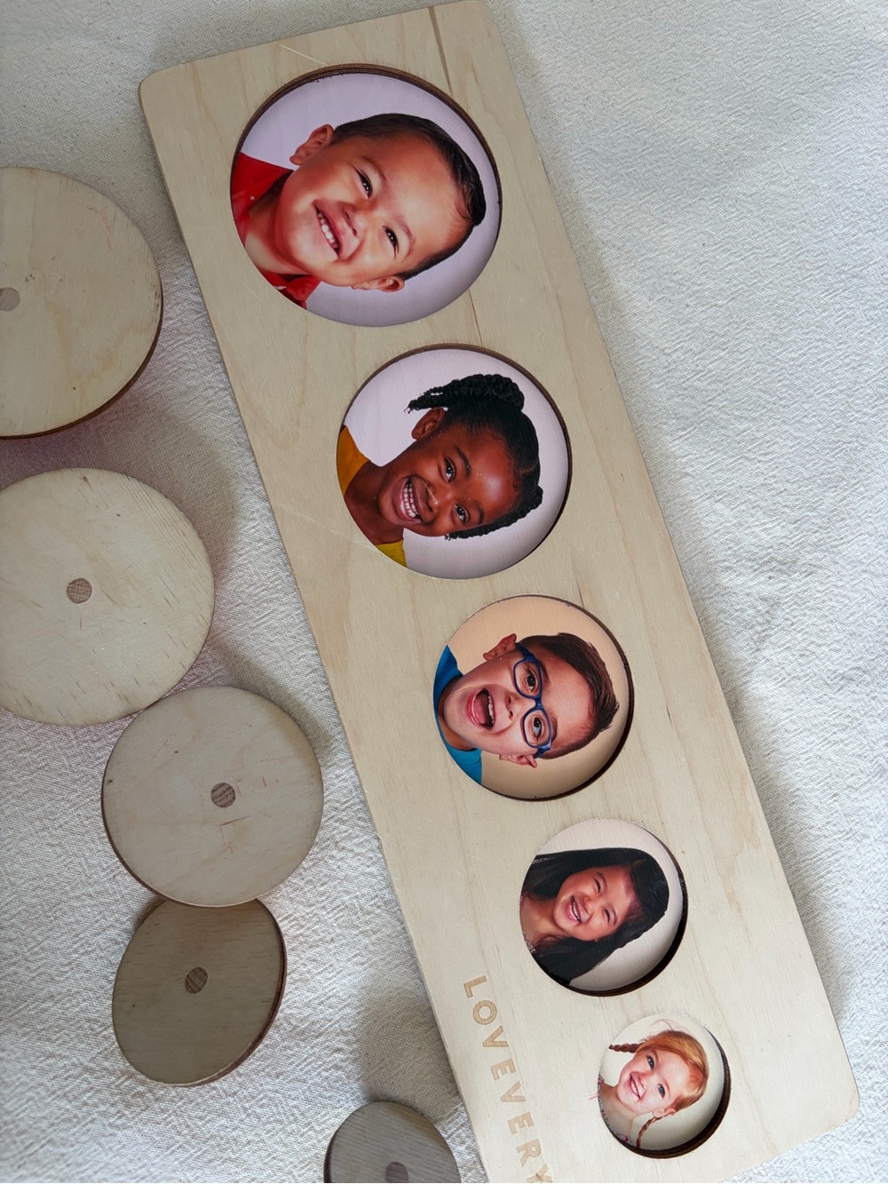 Lovevery Circle of Friends Puzzle Babbler Kit - Picture 4 of 5